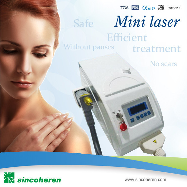 Mini machines de retrait de tatouage de laser avec le grand affichage à cristaux liquides pour serrer la peau/enlever Reflecks